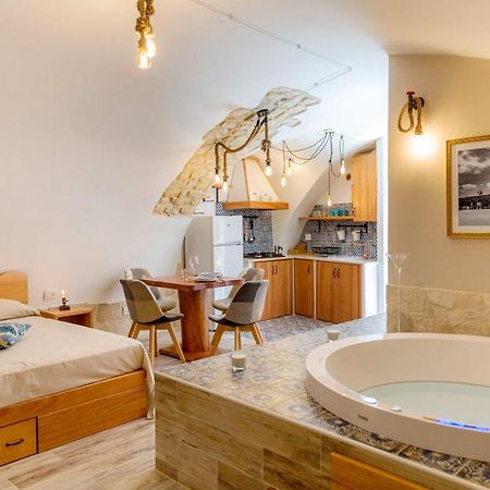 Il Galletto Viola, Luxury Room & Suite Palazzolo Acreide Exterior foto