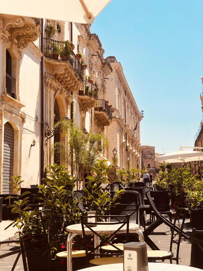 Il Galletto Viola, Luxury Room & Suite Palazzolo Acreide Exterior foto